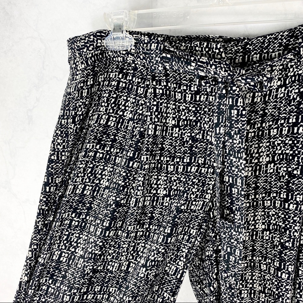 [ABS Platinum]  High Waisted Pleated Pants - Picture 2 of 3
